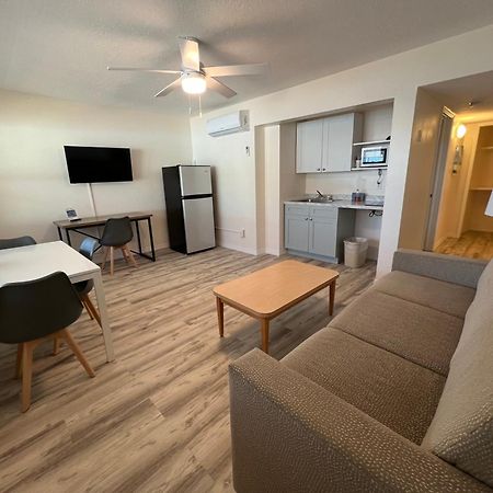 Beachside Resort Motel St. Pete Beach Exterior foto