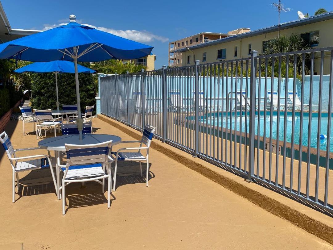 Beachside Resort Motel St. Pete Beach Exterior foto